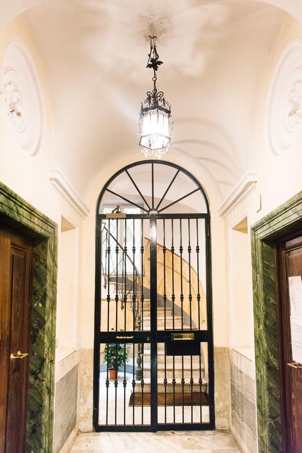 Bed and Breakfast Domus Popolo à Rome Extérieur photo