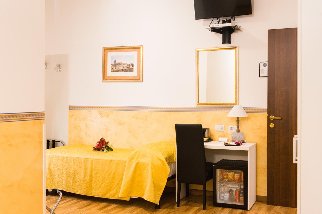 Bed and Breakfast Domus Popolo à Rome Extérieur photo